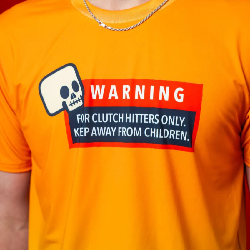 En Fuego Gradient Performance Tee - Image 3