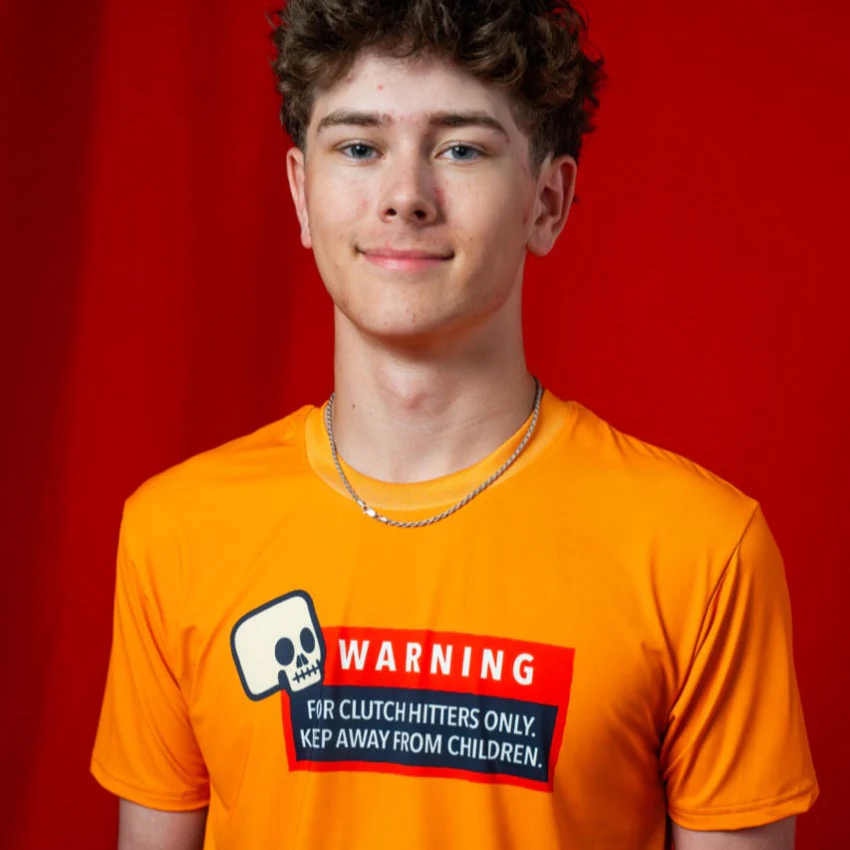 En Fuego Gradient Performance Tee - Image 4